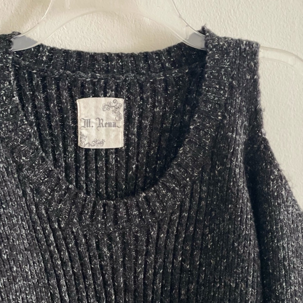 M. Rena- Cold-Shoulder Knit Sweater- Slim-fitted- Medium